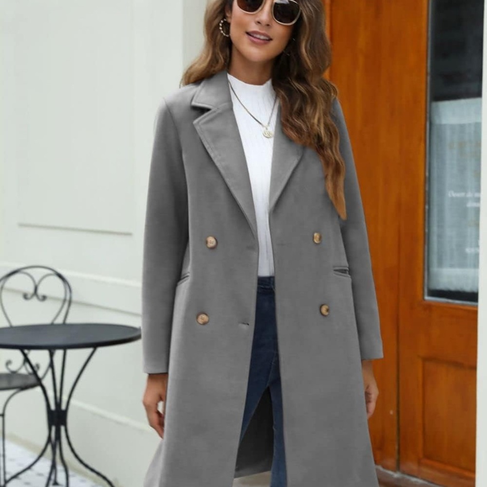 Elegant Gray Double-Breasted Women's Coat